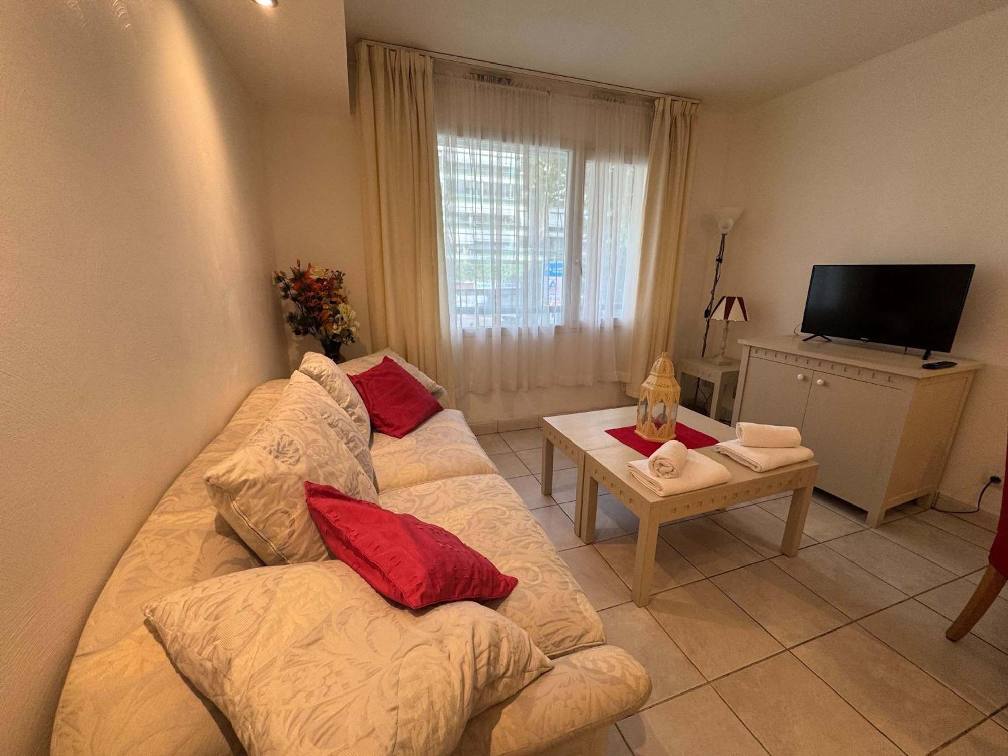 A079 Confortable Sur Carnot -1 Appartement